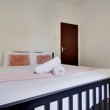 Sea La Vie Apartment บอร์นมัธ ภายนอก รูปภาพ