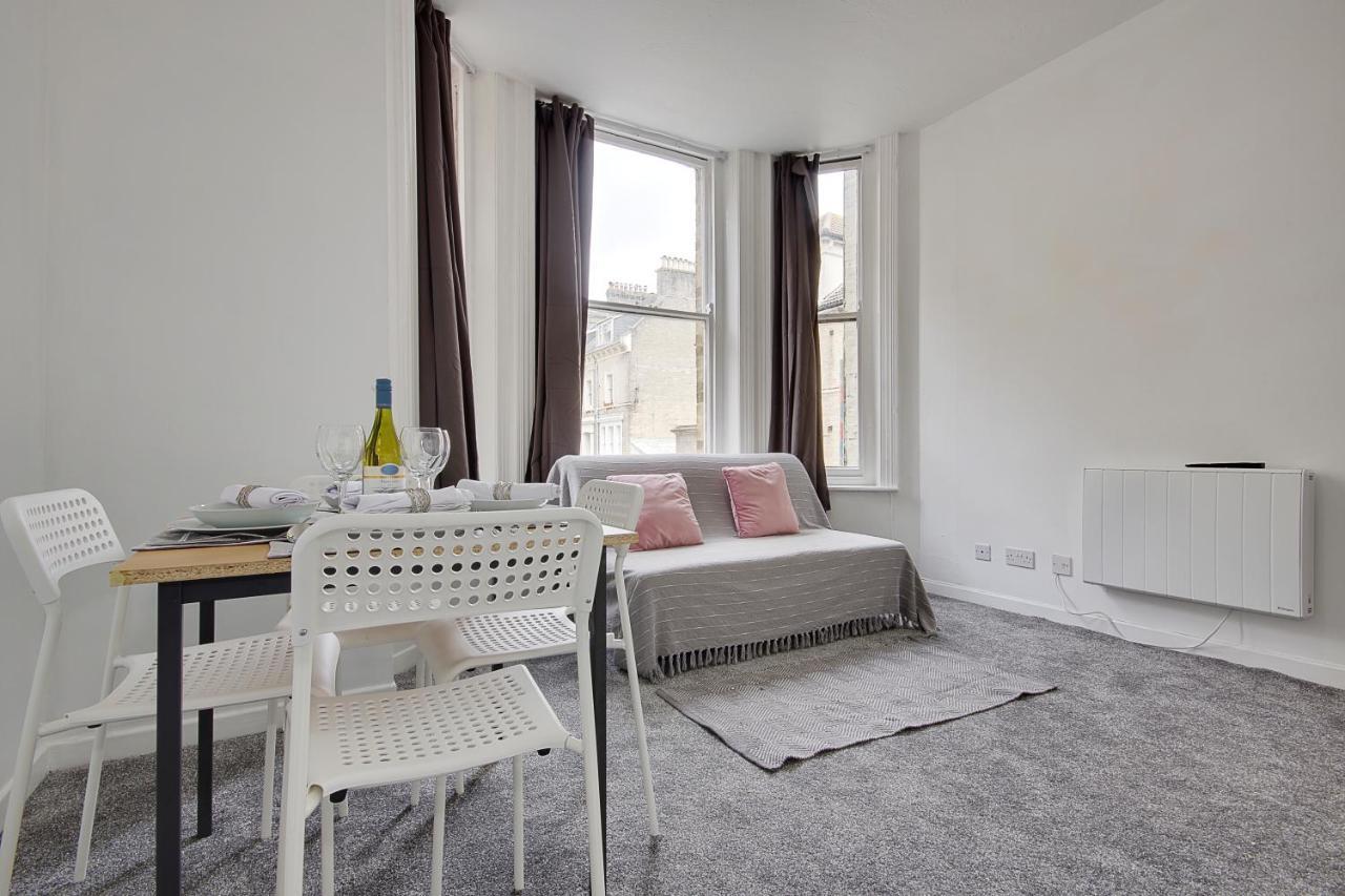 Sea La Vie Apartment บอร์นมัธ ภายนอก รูปภาพ